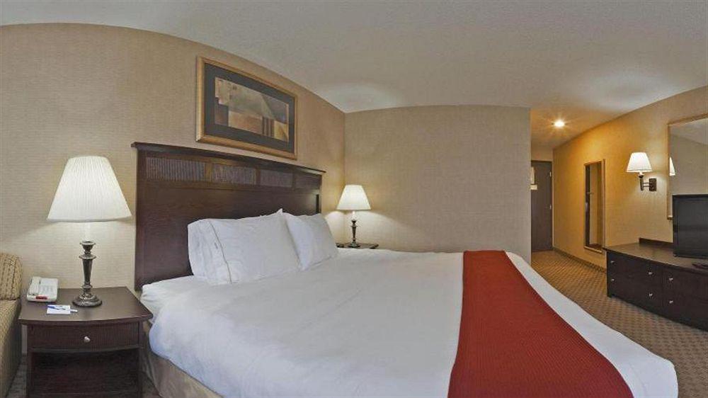 Holiday Inn Express Le Claire Riverfront-Davenport By Ihg Exterior photo