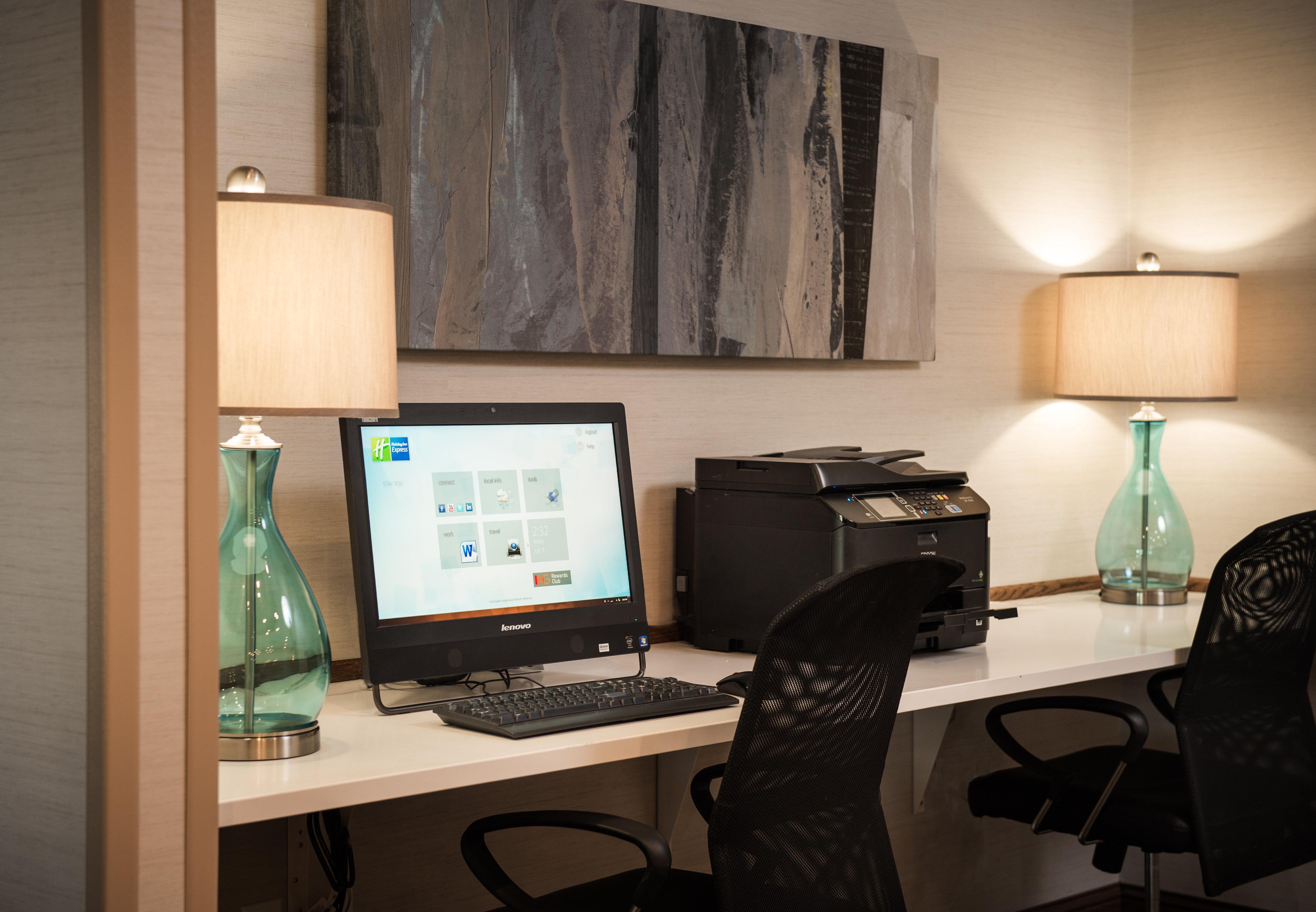Holiday Inn Express Le Claire Riverfront-Davenport By Ihg Exterior photo