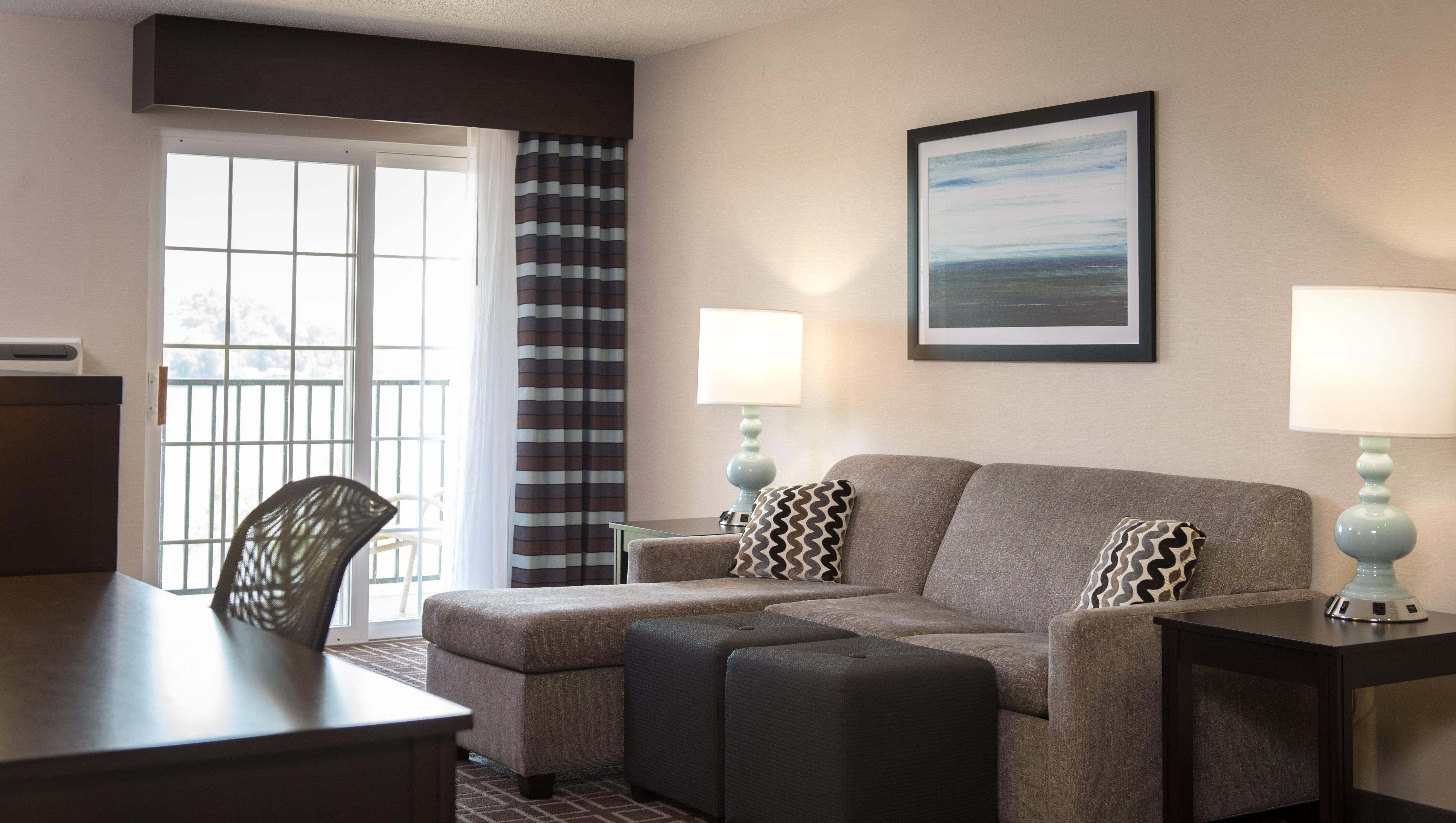 Holiday Inn Express Le Claire Riverfront-Davenport By Ihg Exterior photo