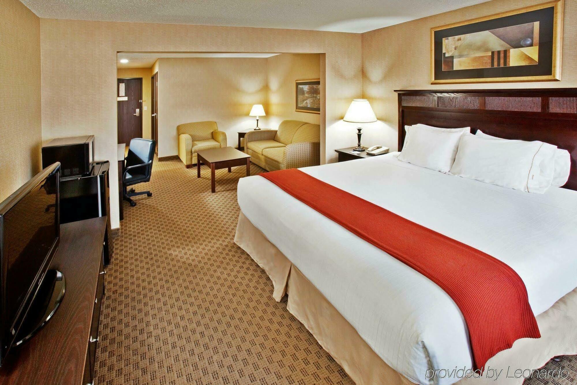 Holiday Inn Express Le Claire Riverfront-Davenport By Ihg Exterior photo